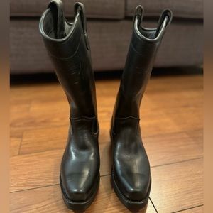 Size 8, Black Beauty Dayton Boots (now called Wohlford 1946) - BRAND NEW